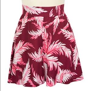 Trashy Diva Tropical Sangria Shorts size 8
